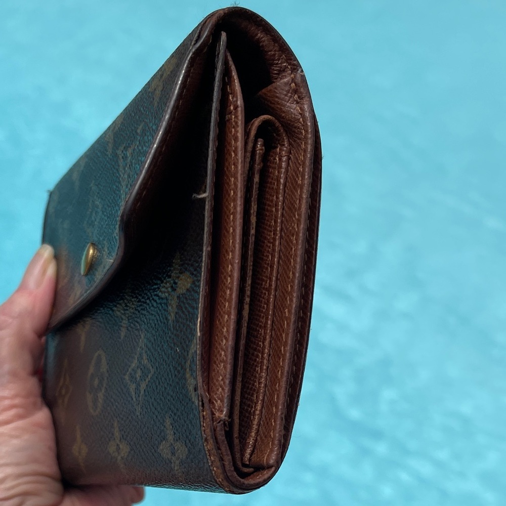 AUTHENTIC LOUIS VUITTON MONOGRAM PORTE TRESOR ETUI PAPIER WALLET - Picture 11 of 14